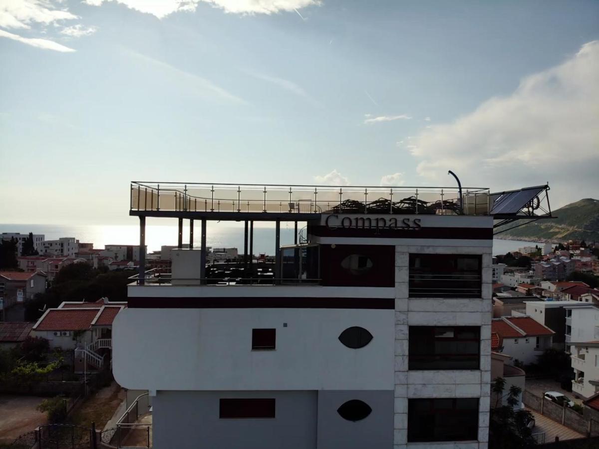Compass Aparthotel ドプラー・ヴォダ エクステリア 写真
